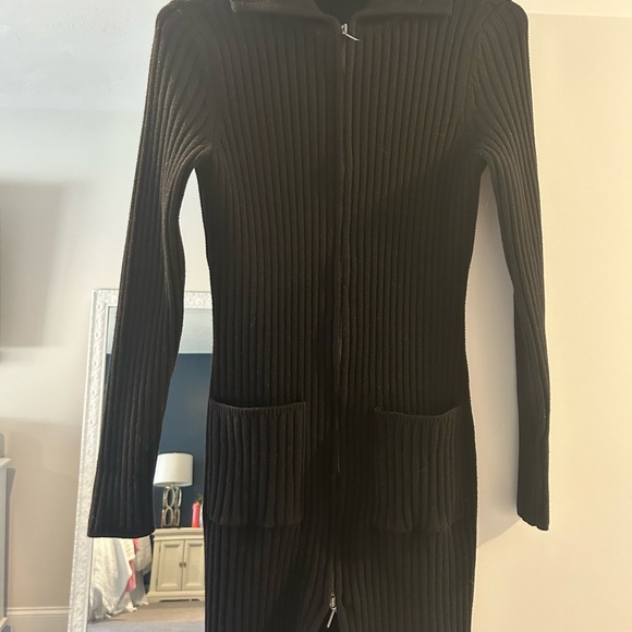 White House Black Market long zip up sweater size XS - Picture 3 of 4